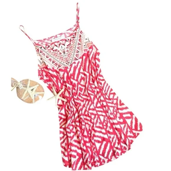 BEACH LUNCH LOUNGE Red and White Geometric Design Babydoll Top Size XS - Picture 3 of 10